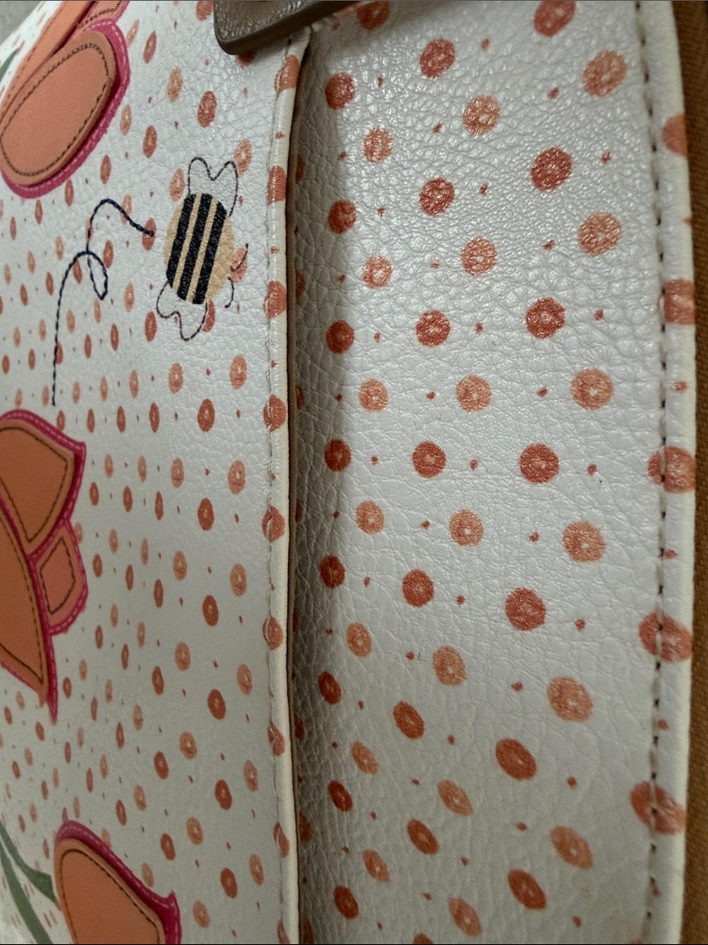 Relic Pink and Peach Tulip Appliqué Tote - Picture 3 of 10